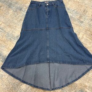 Elegant High-Low Denim Skirt